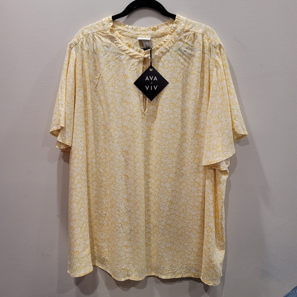 Ava & Viv Flowy Yellow Floral Plus Top - 4X